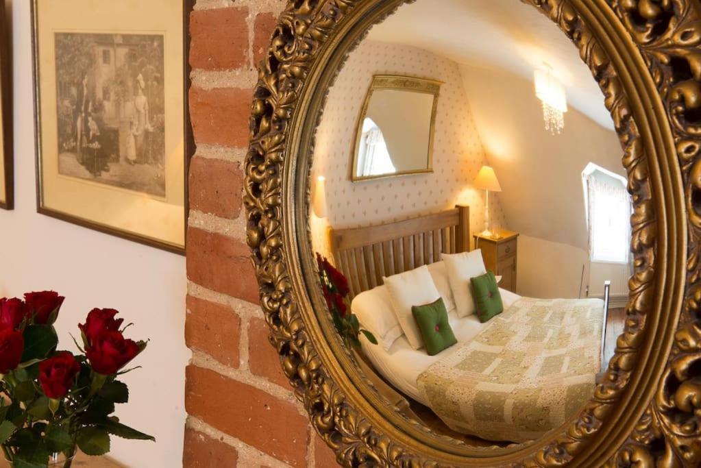 Wren Cottage, A Very Cosy Historic Coastal Cottage In A Pretty Little Village Wickham Market Extérieur photo