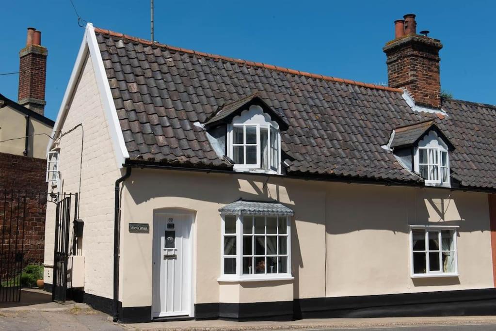 Wren Cottage, A Very Cosy Historic Coastal Cottage In A Pretty Little Village Wickham Market Extérieur photo