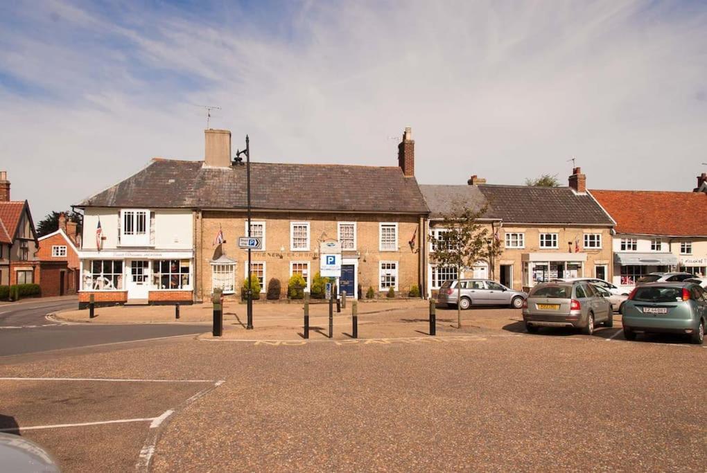 Wren Cottage, A Very Cosy Historic Coastal Cottage In A Pretty Little Village Wickham Market Extérieur photo